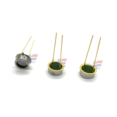 S1336-44BQ Silicon Photodiode Pin Kapasitas rendah UV Ke NIR Untuk Fotometri Presisi