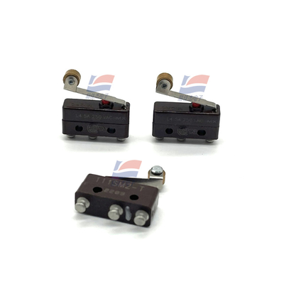 111SM2-T SPDT Sensor Lain Sakelar Aksi Snap Pengakhiran Solder Tuas Roller Actutor