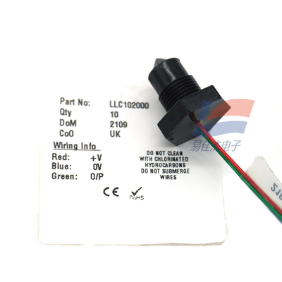 LLC102000 Sensor Cairan Kompak Untuk Lingkungan Keras Pemasangan Berulir Output Arus 2,5 MA